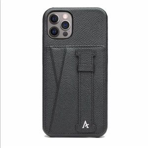 Affluent iPhone 13 Pro Case - Black Pebbled Leather